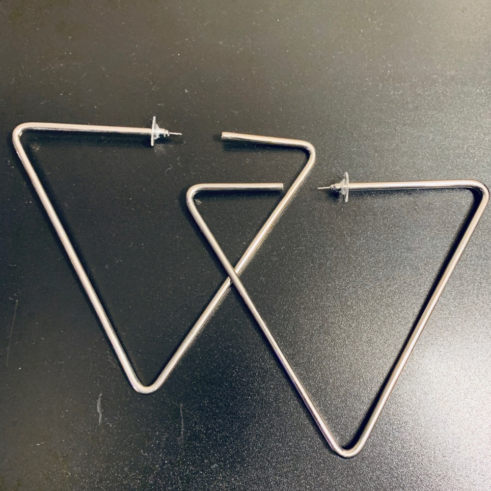 Large triangle hoops earrings